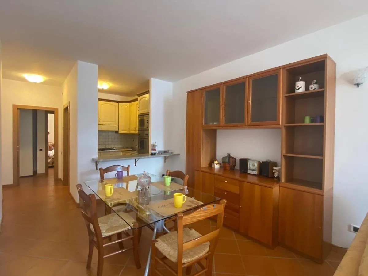 Apartment Lake View Cremia