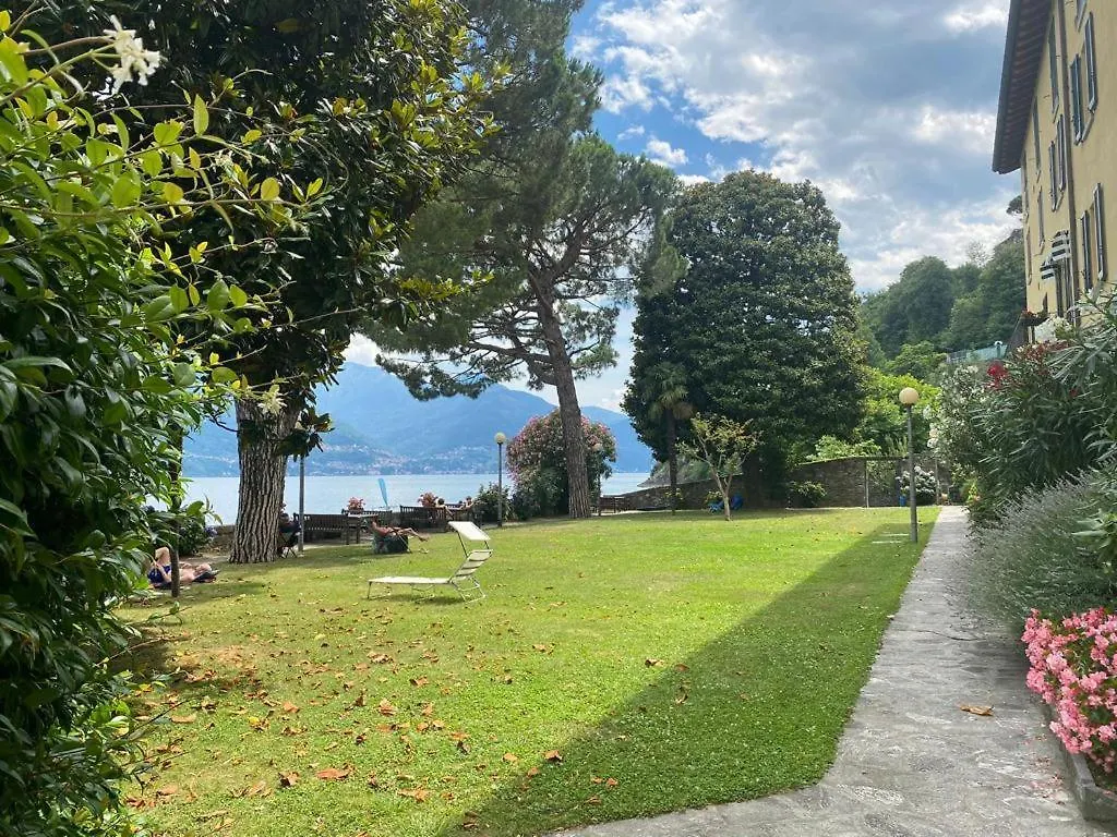 Apartment Lake View Cremia