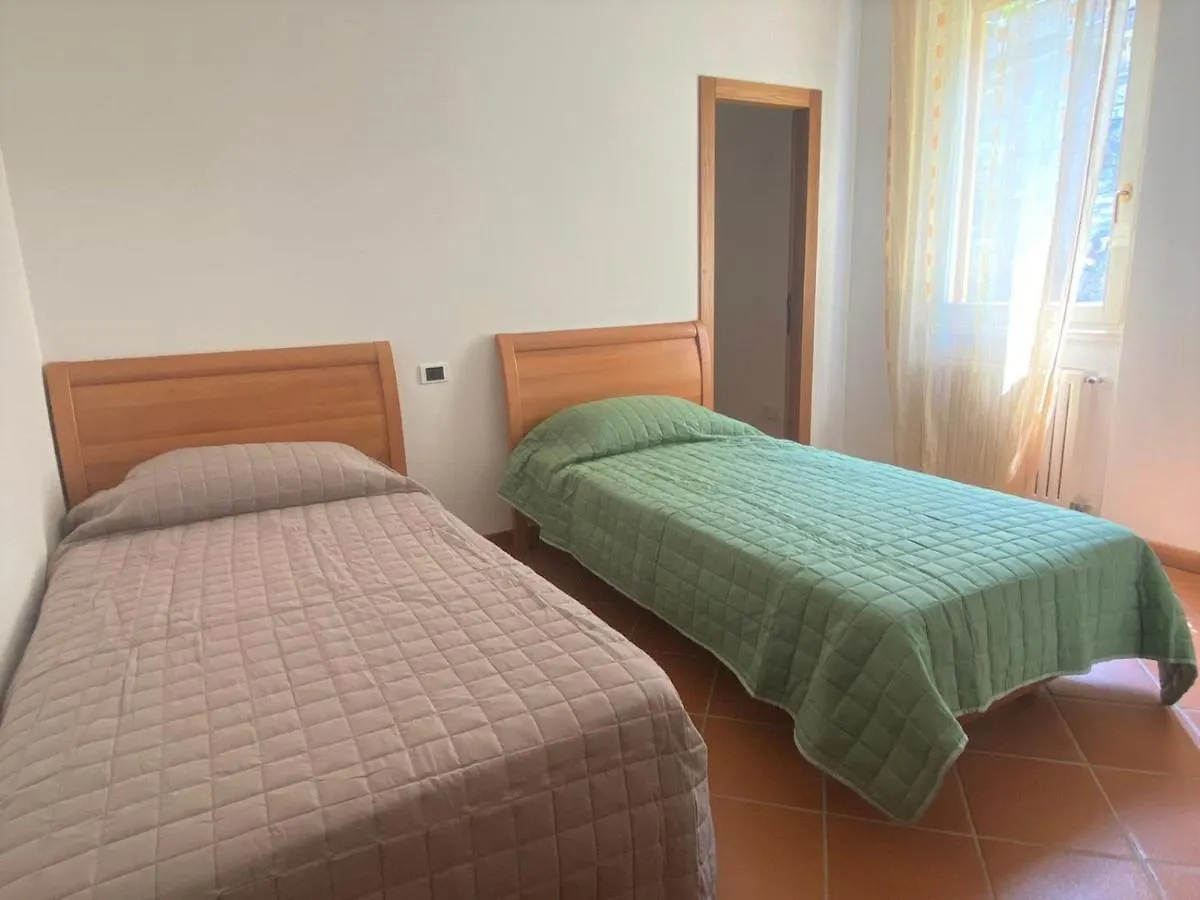 Apartment Lake View Cremia Italy