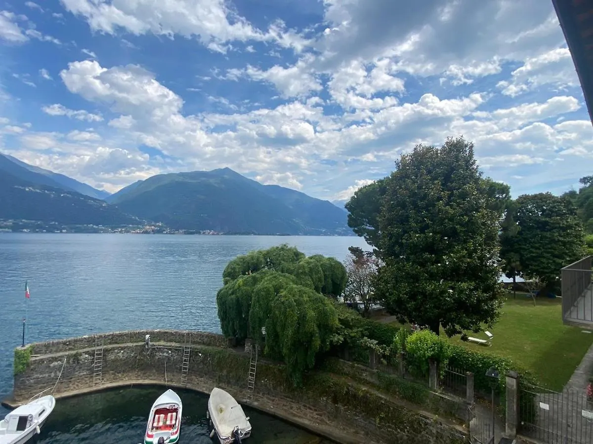 Apartment Lake View Cremia